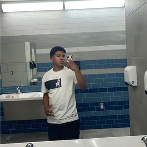 Meet your Posher, Ismael